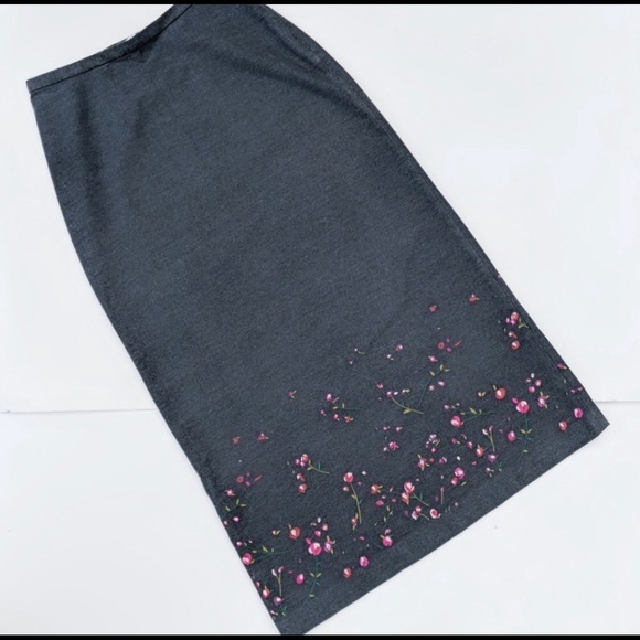 Tommy Hilfiger Dresses & Skirts - Tommy Hilfiger Long Embroidered Skirt